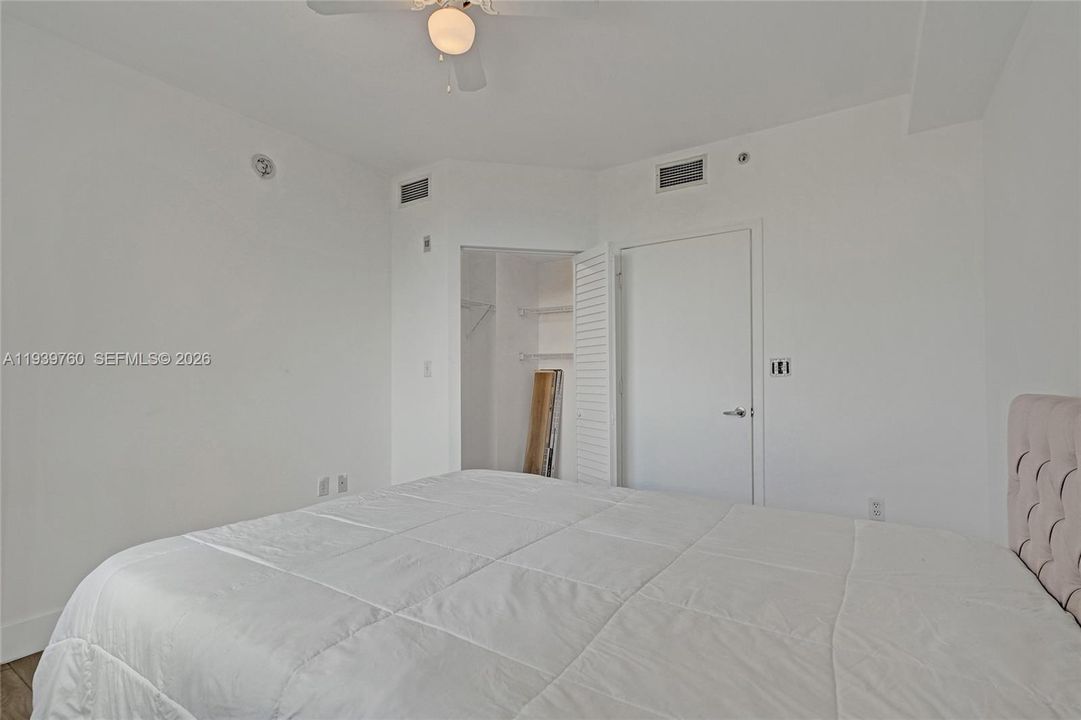 For Rent: $2,775 (2 beds, 2 baths, 1062 Square Feet)