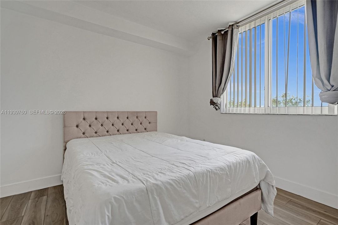 For Rent: $2,775 (2 beds, 2 baths, 1062 Square Feet)