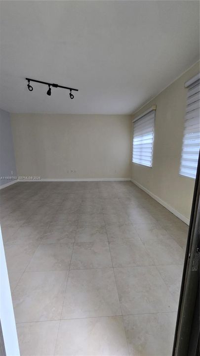 For Rent: $4,325 (4 beds, 3 baths, 2170 Square Feet)