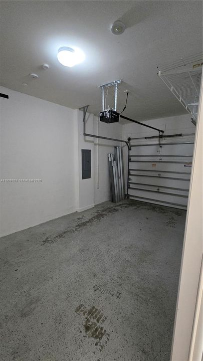 For Rent: $4,325 (4 beds, 3 baths, 2170 Square Feet)