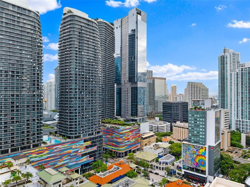 For Rent: $4,150 (1 beds, 2 baths, 792 Square Feet)