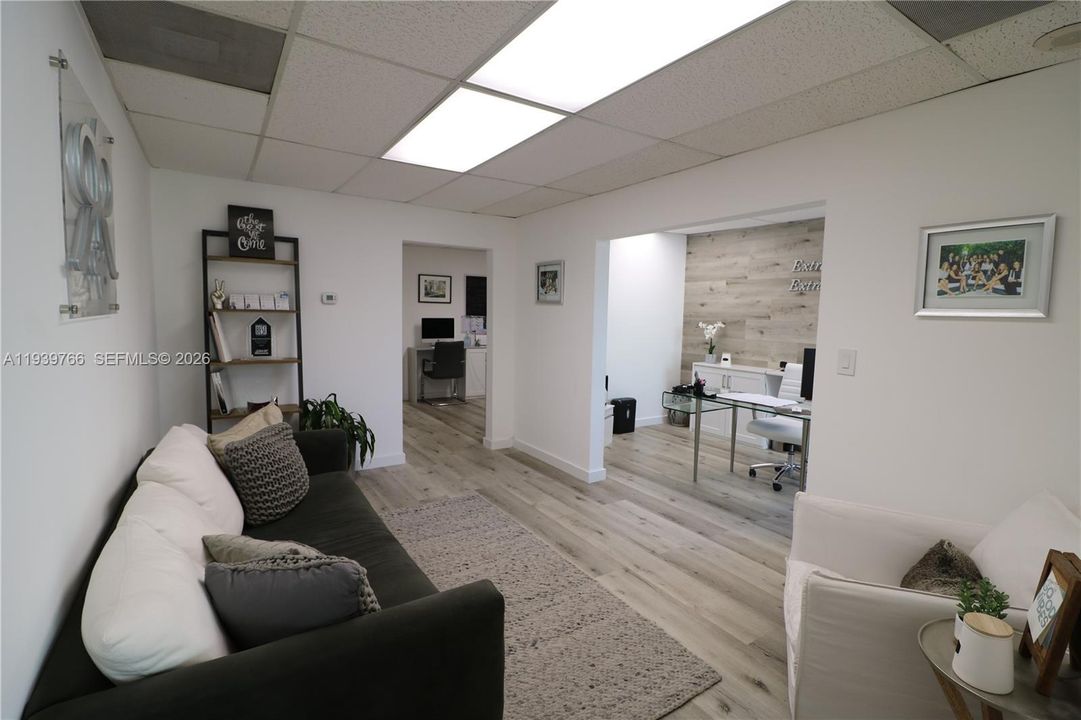 В аренду: $1,000 (0 спален, 0 ванн, 0 Квадратных фут)