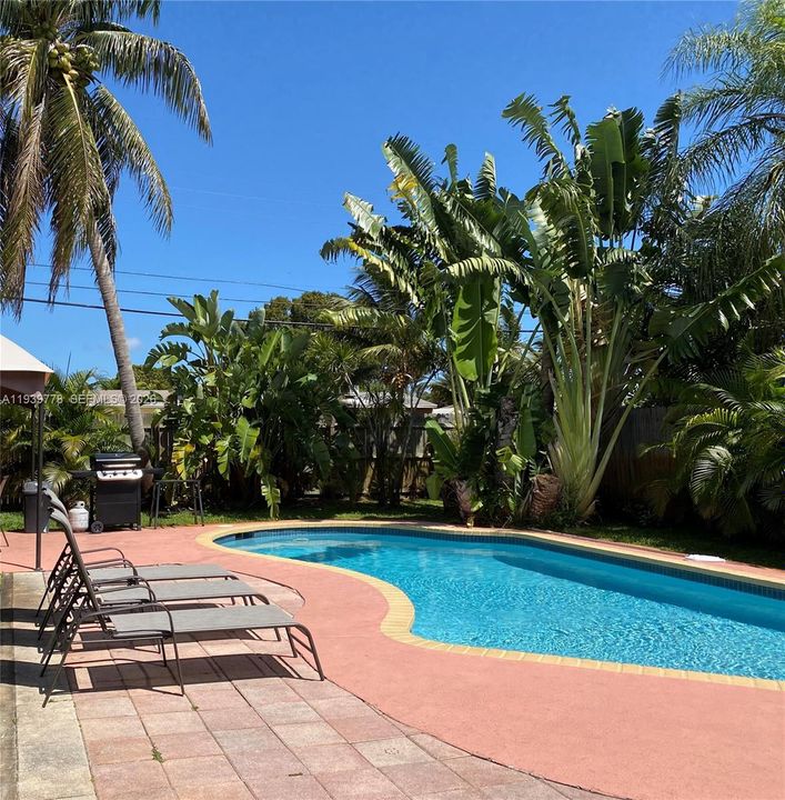 В аренду: $3,950 (4 спален, 2 ванн, 0 Квадратных фут)