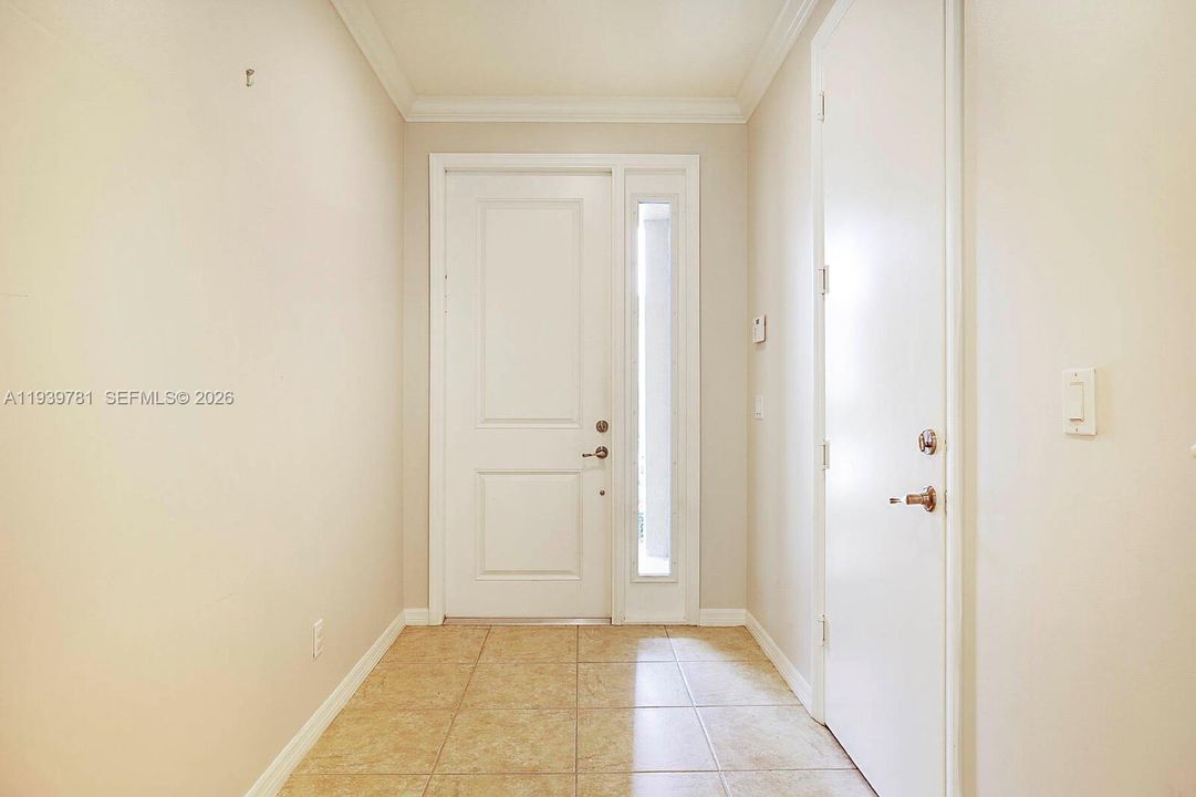 For Sale: $559,000 (3 beds, 2 baths, 1718 Square Feet)