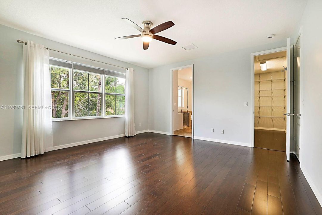 For Sale: $559,000 (3 beds, 2 baths, 1718 Square Feet)