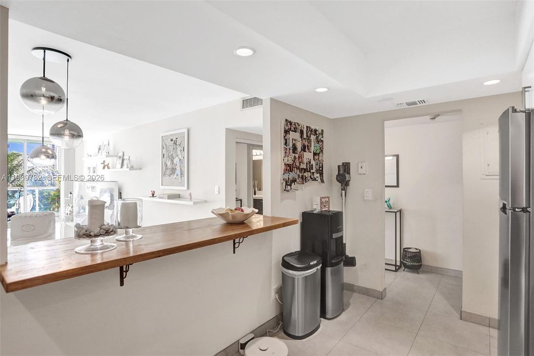 出租: $2,950 (2 贝兹, 2 浴室, 1537 平方英尺)