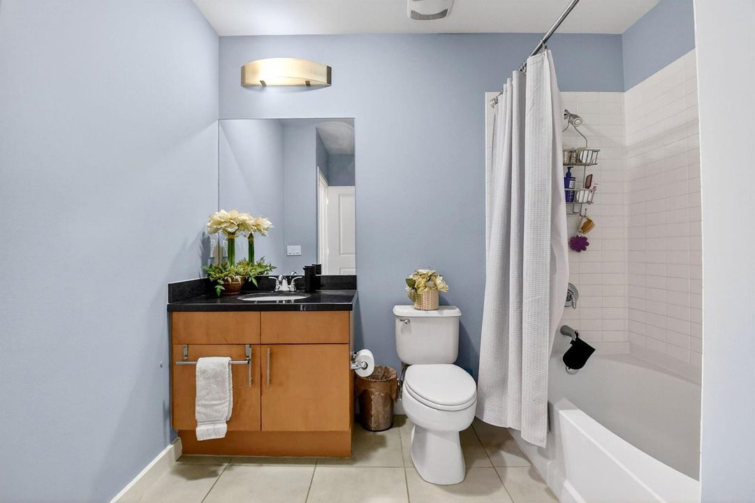 2nd Bathroom