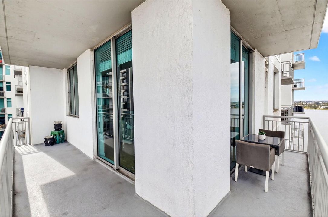 Wrap-around balcony