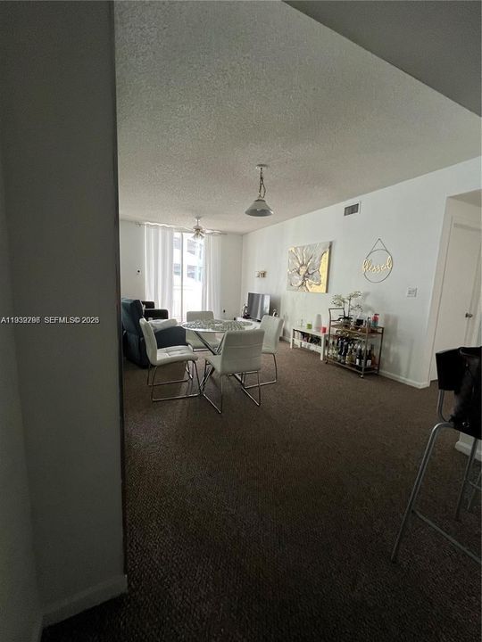 В аренду: $2,999 (2 спален, 2 ванн, 950 Квадратных фут)