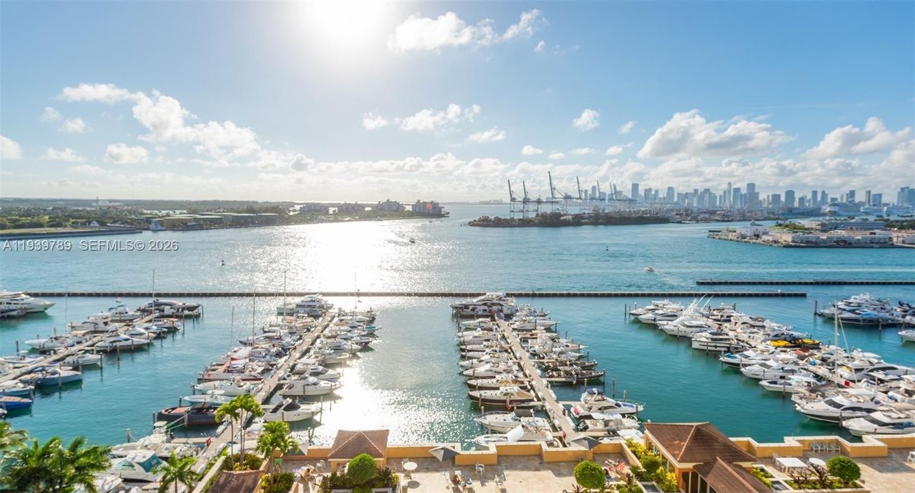 待售: $1,450,000 (2 贝兹, 2 浴室, 1130 平方英尺)