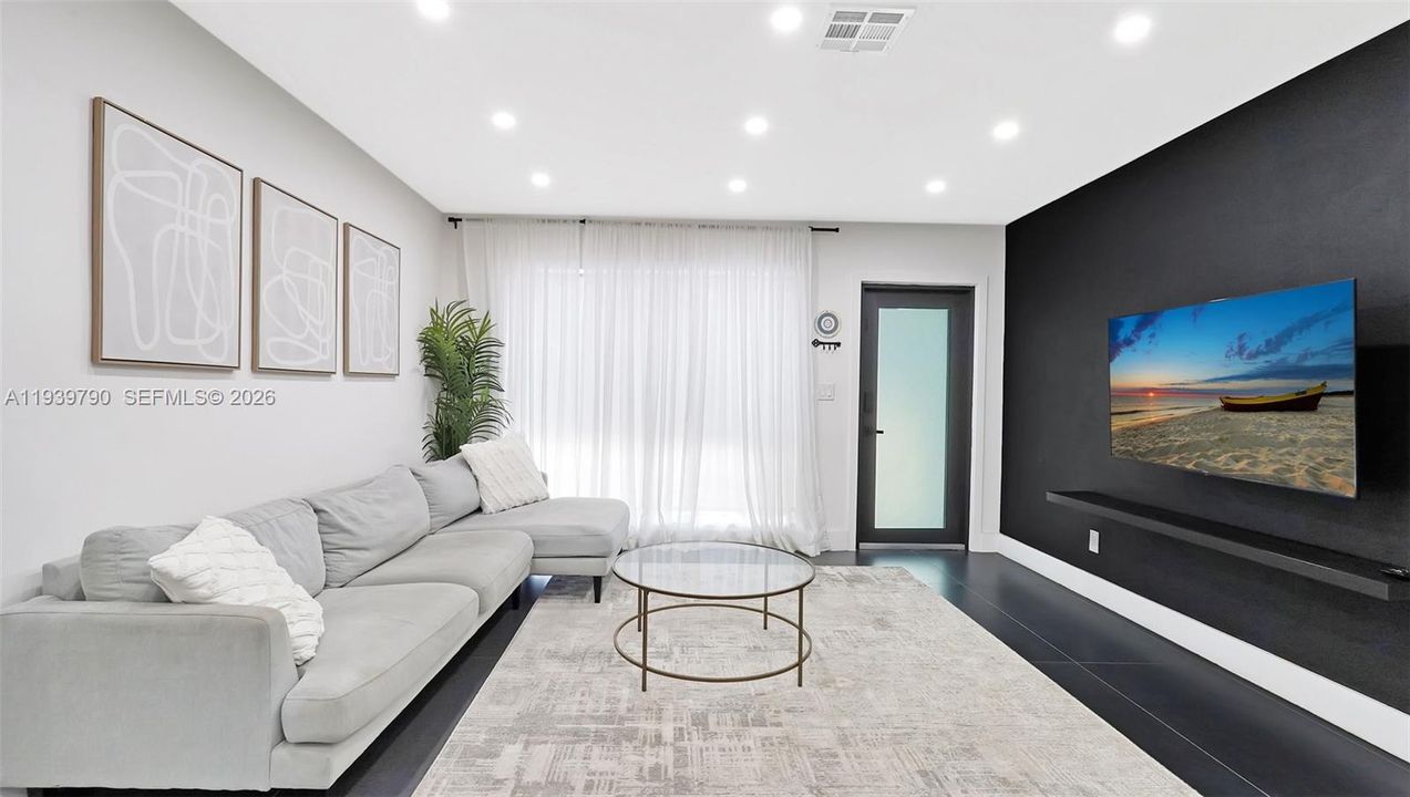 En Venta: $540,000 (3 camas, 1 baños, 0 Pies cuadrados)