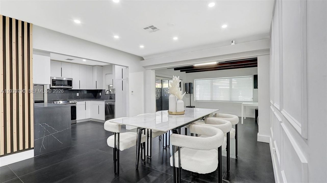 En Venta: $540,000 (3 camas, 1 baños, 0 Pies cuadrados)