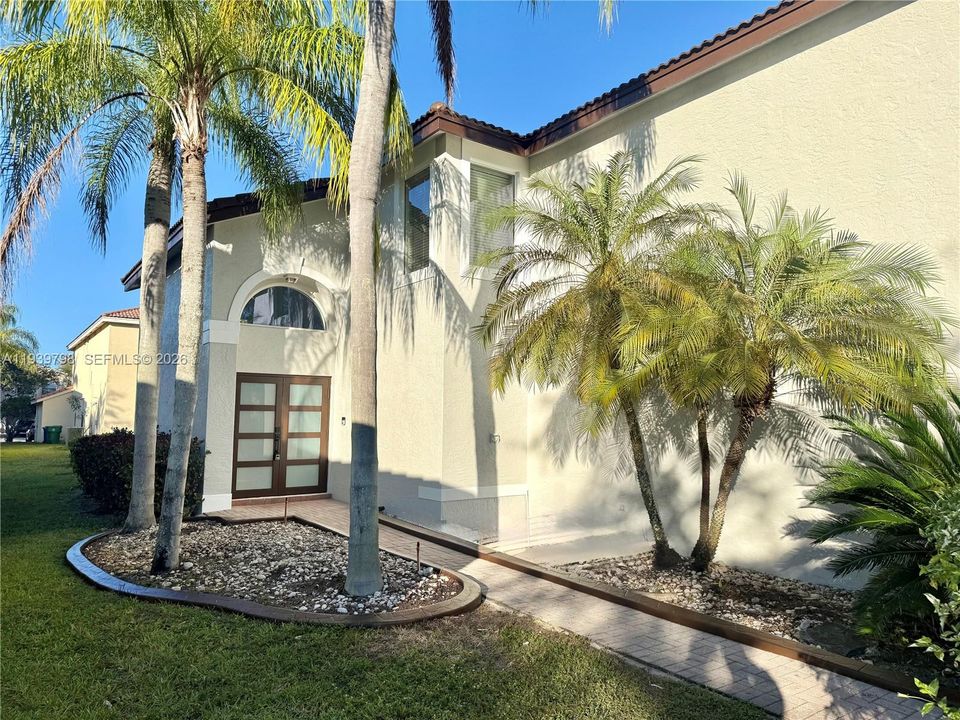 待售: $777,777 (4 贝兹, 2 浴室, 2491 平方英尺)