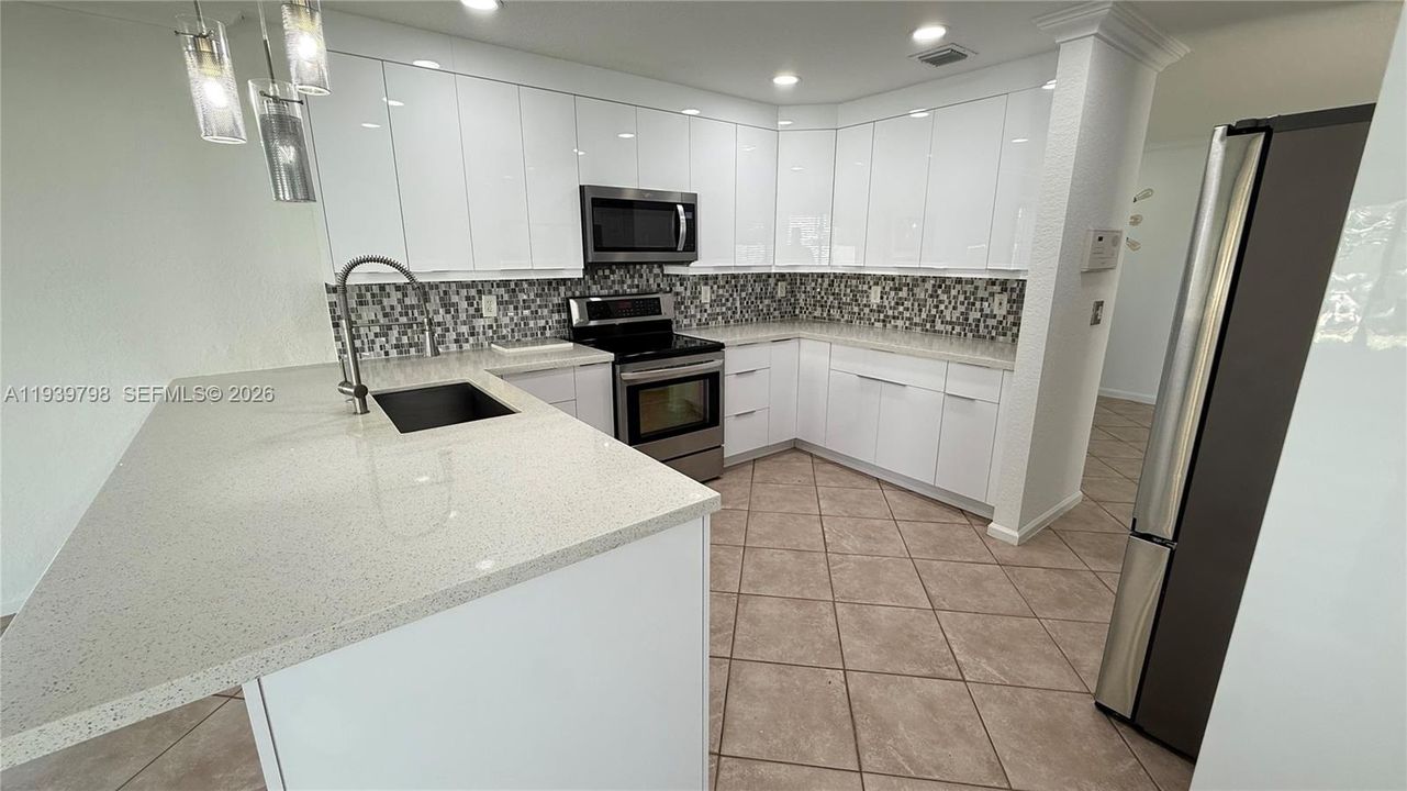 待售: $777,777 (4 贝兹, 2 浴室, 2491 平方英尺)