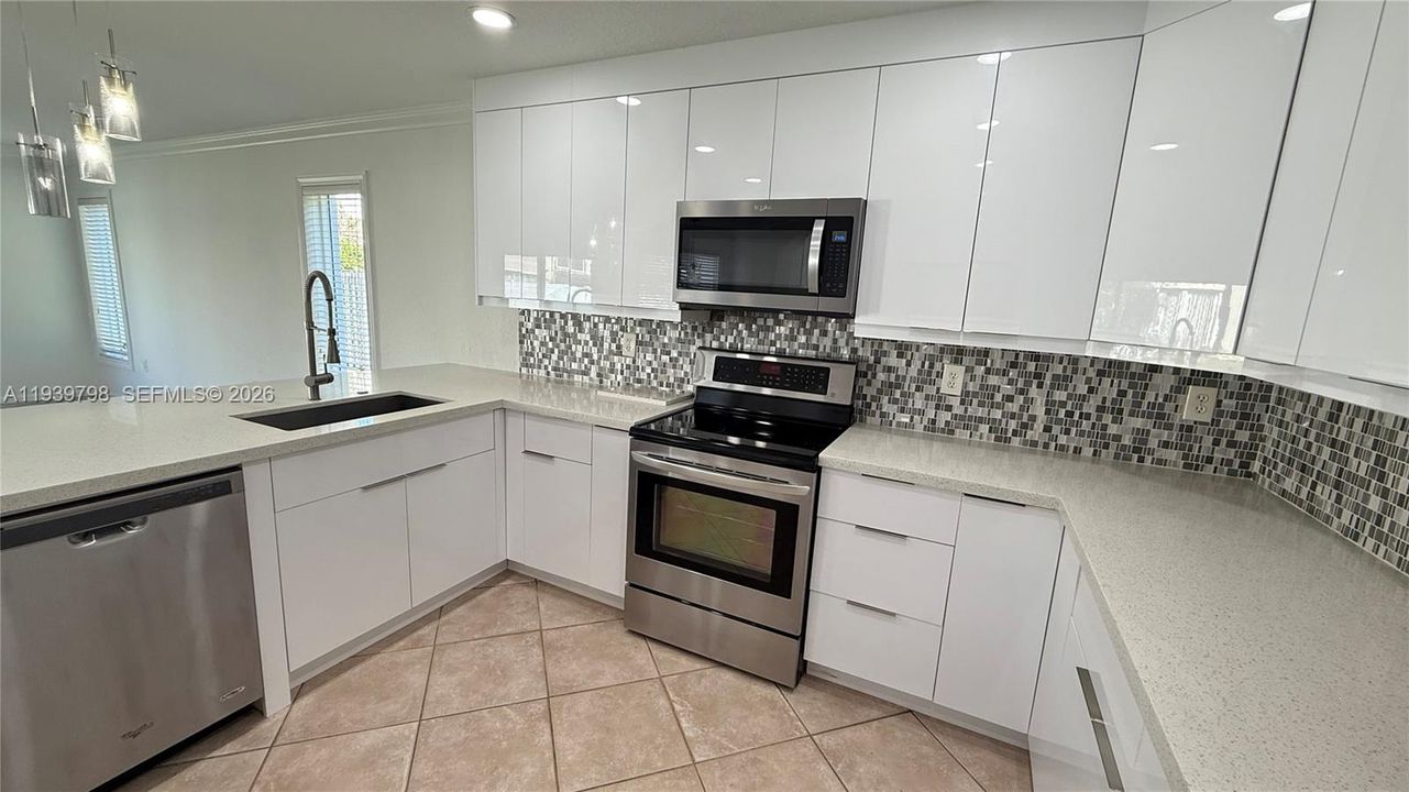 待售: $777,777 (4 贝兹, 2 浴室, 2491 平方英尺)