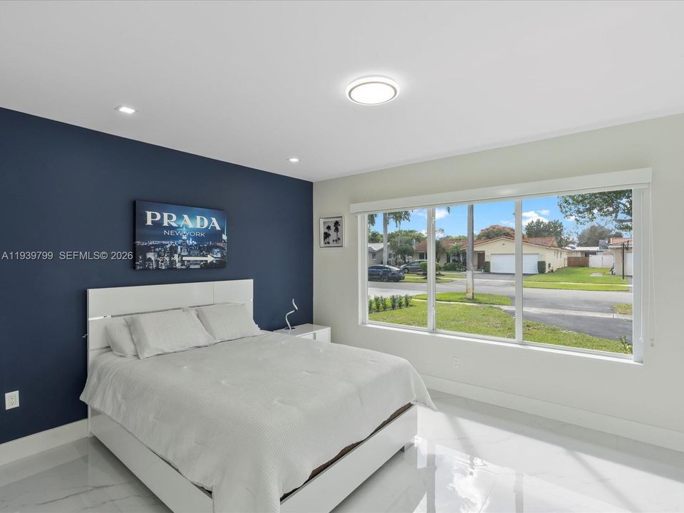 待售: $1,250,000 (4 贝兹, 3 浴室, 1890 平方英尺)