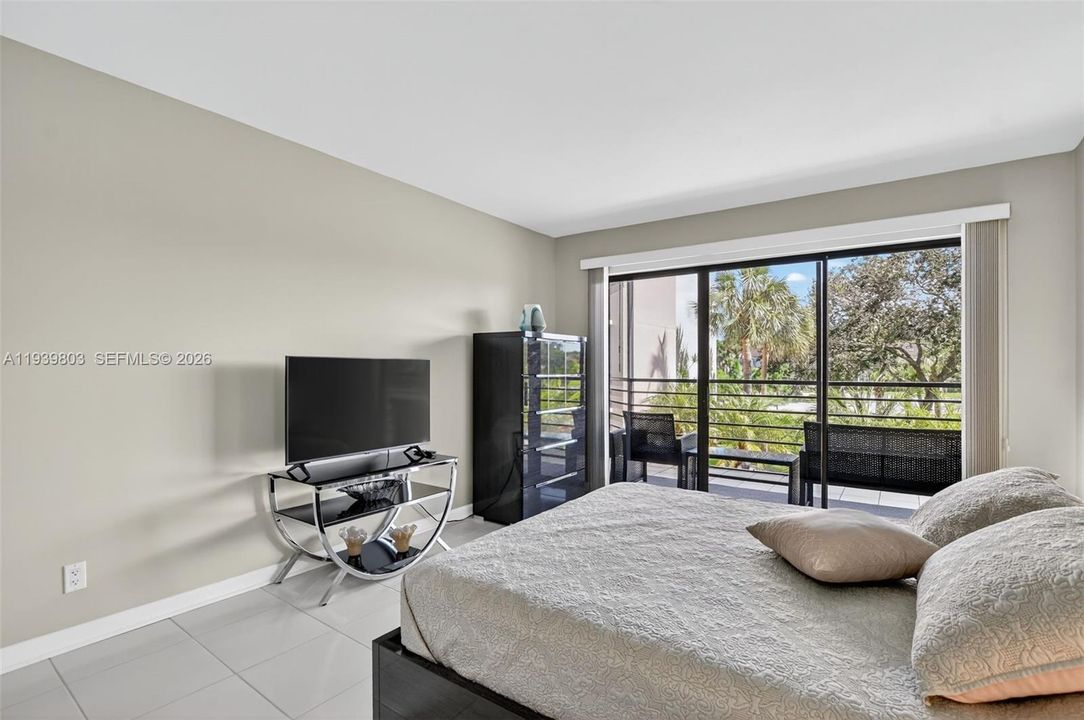 На продажу: $455,000 (3 спален, 2 ванн, 1597 Квадратных фут)