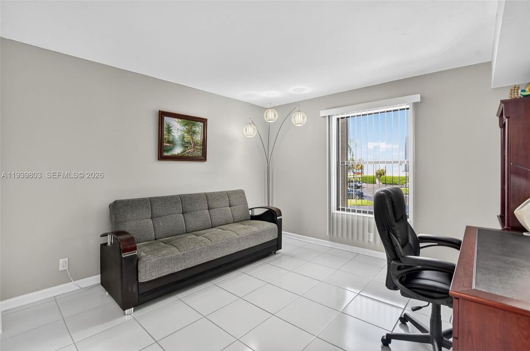 На продажу: $455,000 (3 спален, 2 ванн, 1597 Квадратных фут)