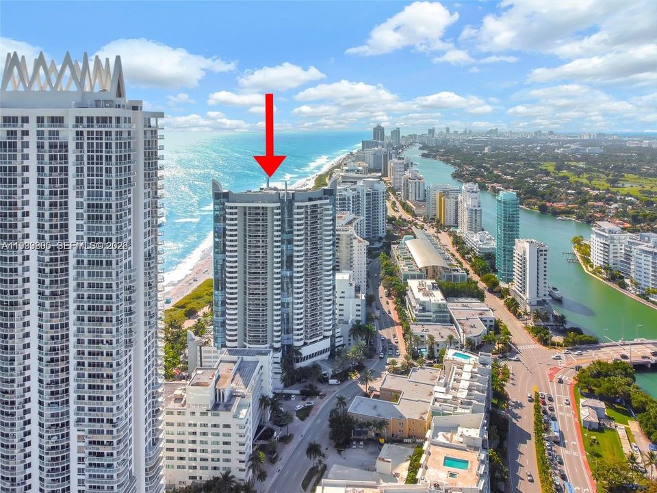 For Rent: $5,199 (2 beds, 2 baths, 1340 Square Feet)