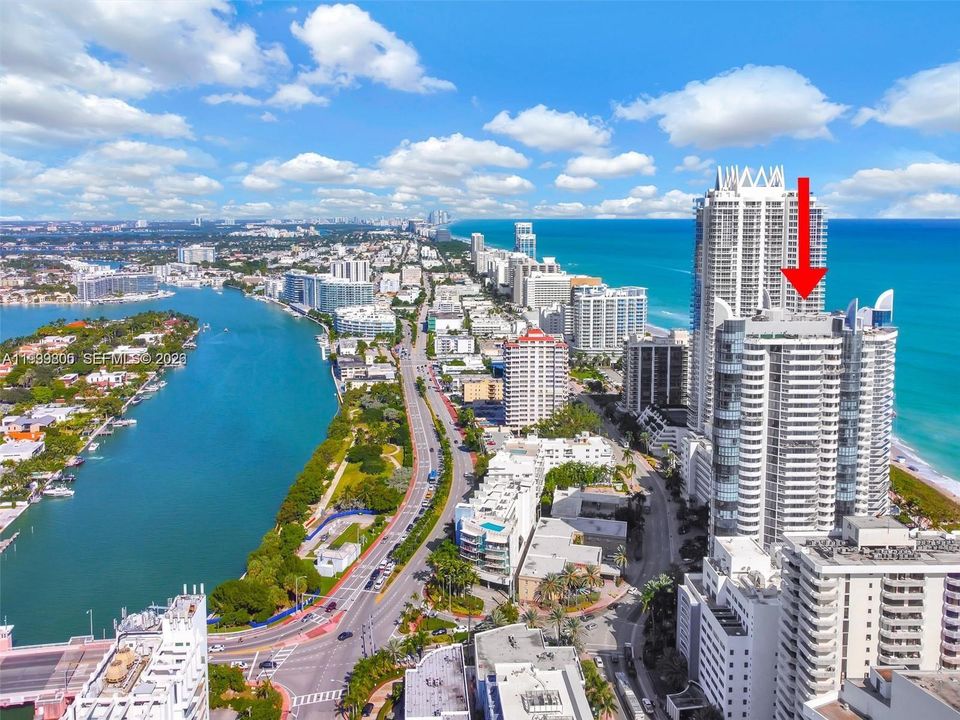 For Rent: $5,199 (2 beds, 2 baths, 1340 Square Feet)