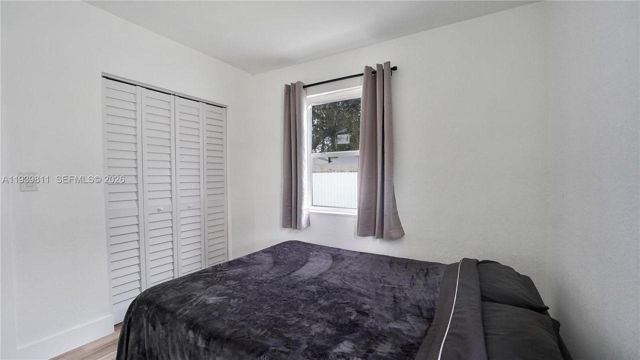 出租: $3,000 (3 贝兹, 1 浴室, 742 平方英尺)