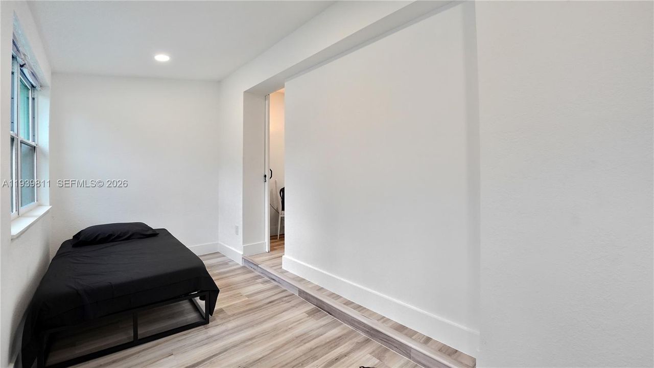 出租: $3,000 (3 贝兹, 1 浴室, 742 平方英尺)