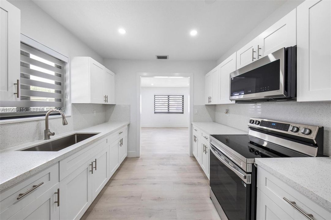 待售: $535,000 (3 贝兹, 2 浴室, 1314 平方英尺)