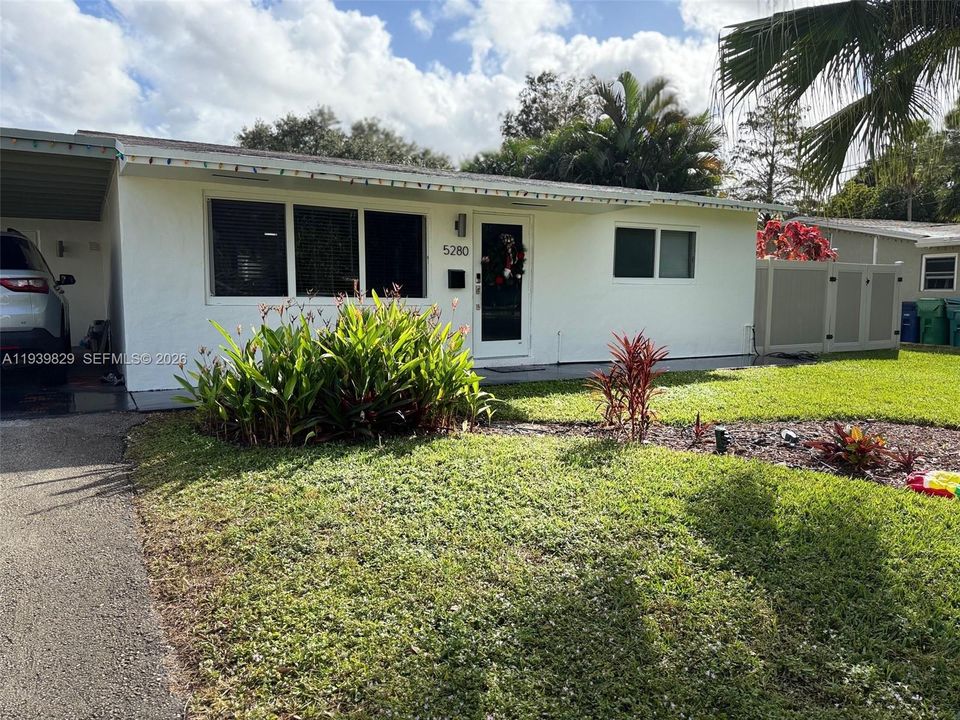 En Venta: $634,900 (3 camas, 2 baños, 1480 Pies cuadrados)