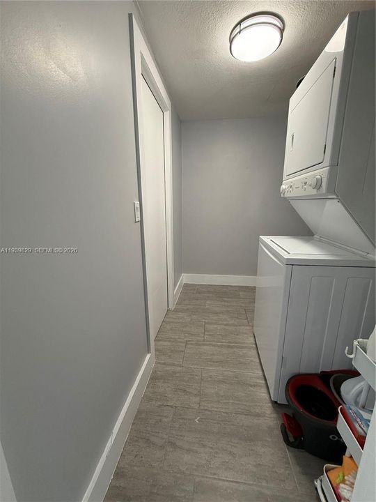 En Venta: $634,900 (3 camas, 2 baños, 1480 Pies cuadrados)