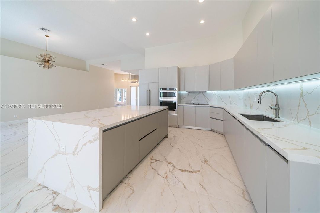 For Sale: $1,475,000 (4 beds, 4 baths, 2788 Square Feet)