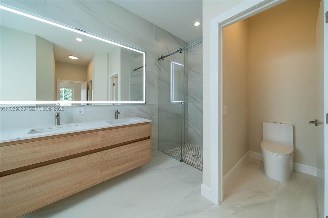 For Sale: $1,475,000 (4 beds, 4 baths, 2788 Square Feet)