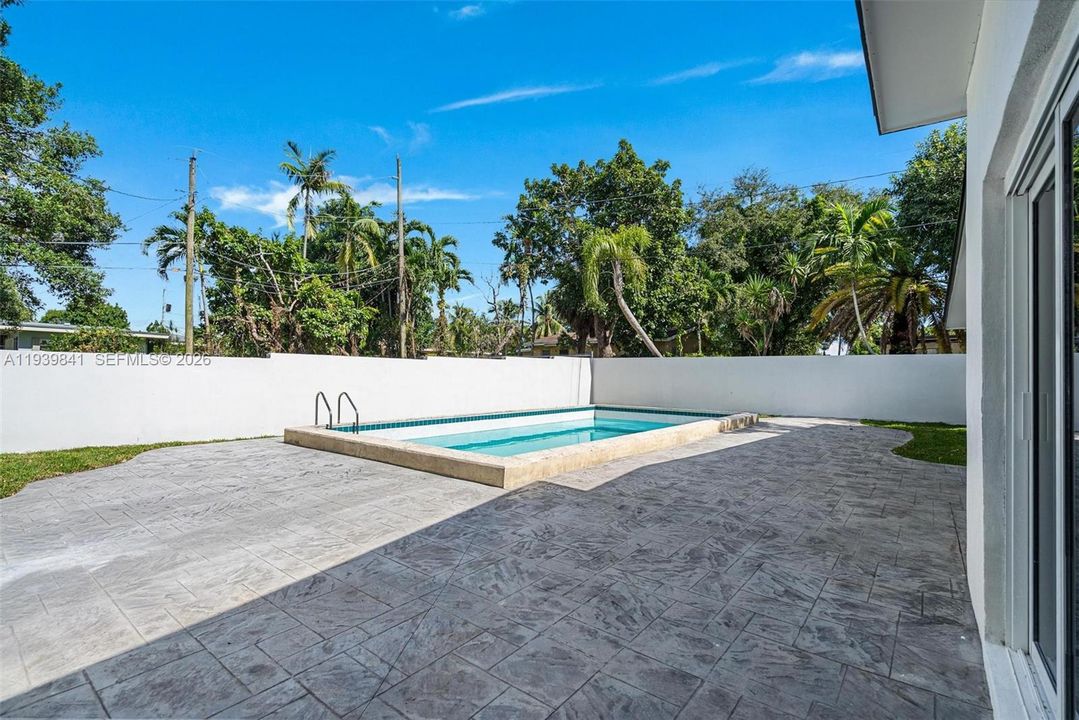 待售: $659,000 (3 贝兹, 2 浴室, 1576 平方英尺)