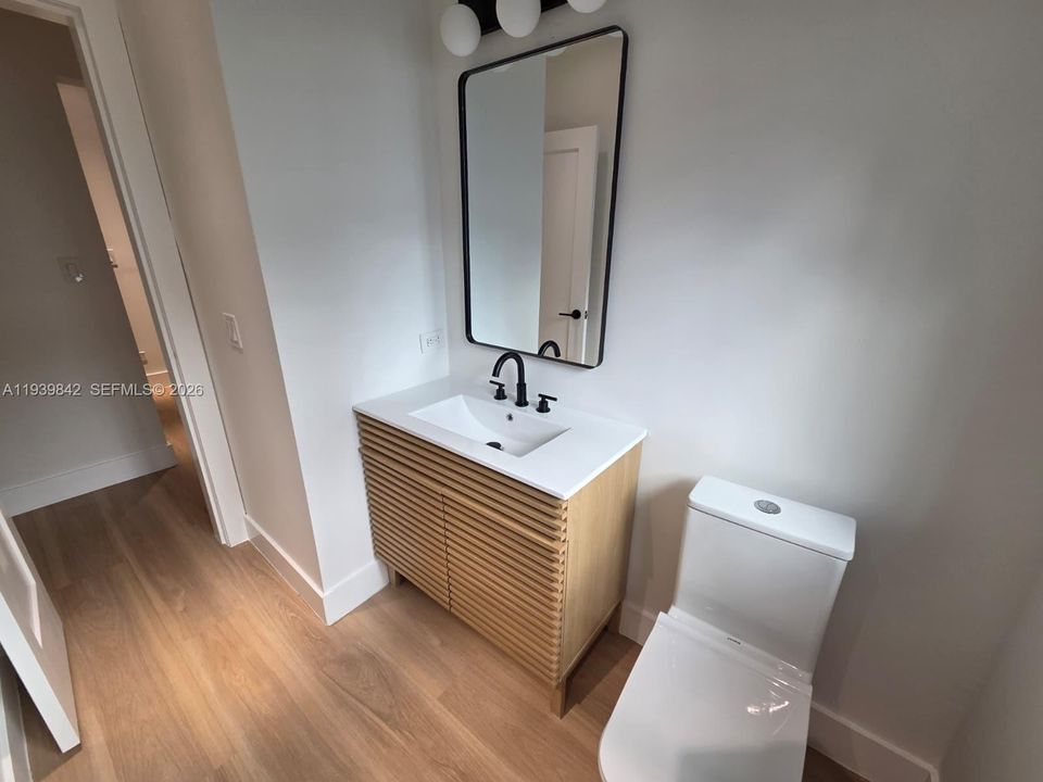 Activo con contrato: $1,250,000 (3 camas, 2 baños, 1581 Pies cuadrados)