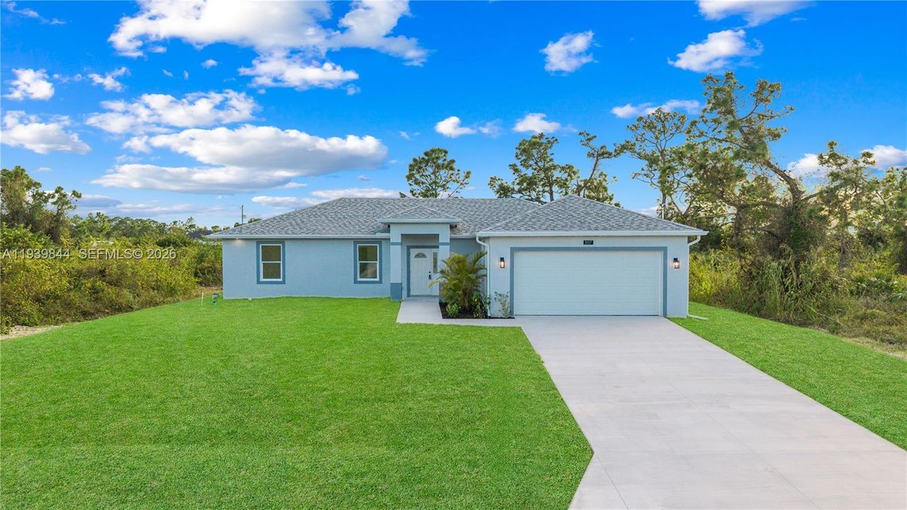 На продажу: $349,000 (3 спален, 2 ванн, 0 Квадратных фут)