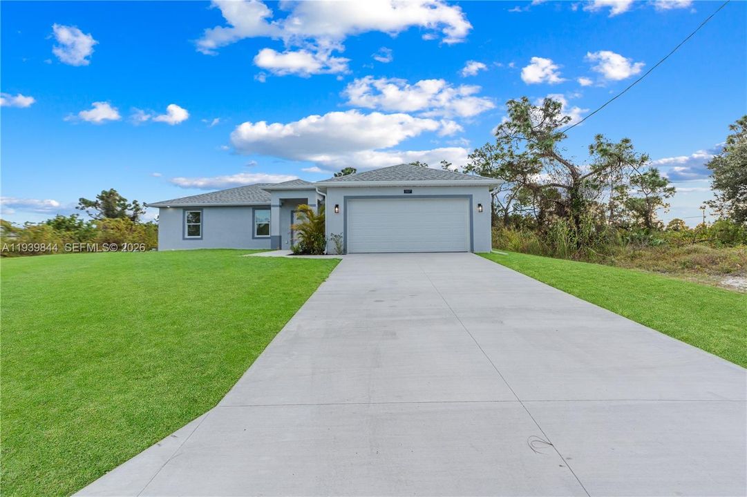 На продажу: $349,000 (3 спален, 2 ванн, 0 Квадратных фут)