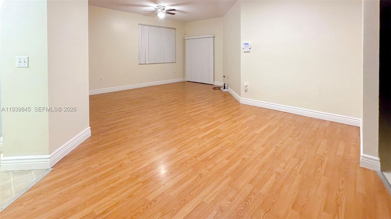 В аренду: $2,650 (3 спален, 2 ванн, 1364 Квадратных фут)