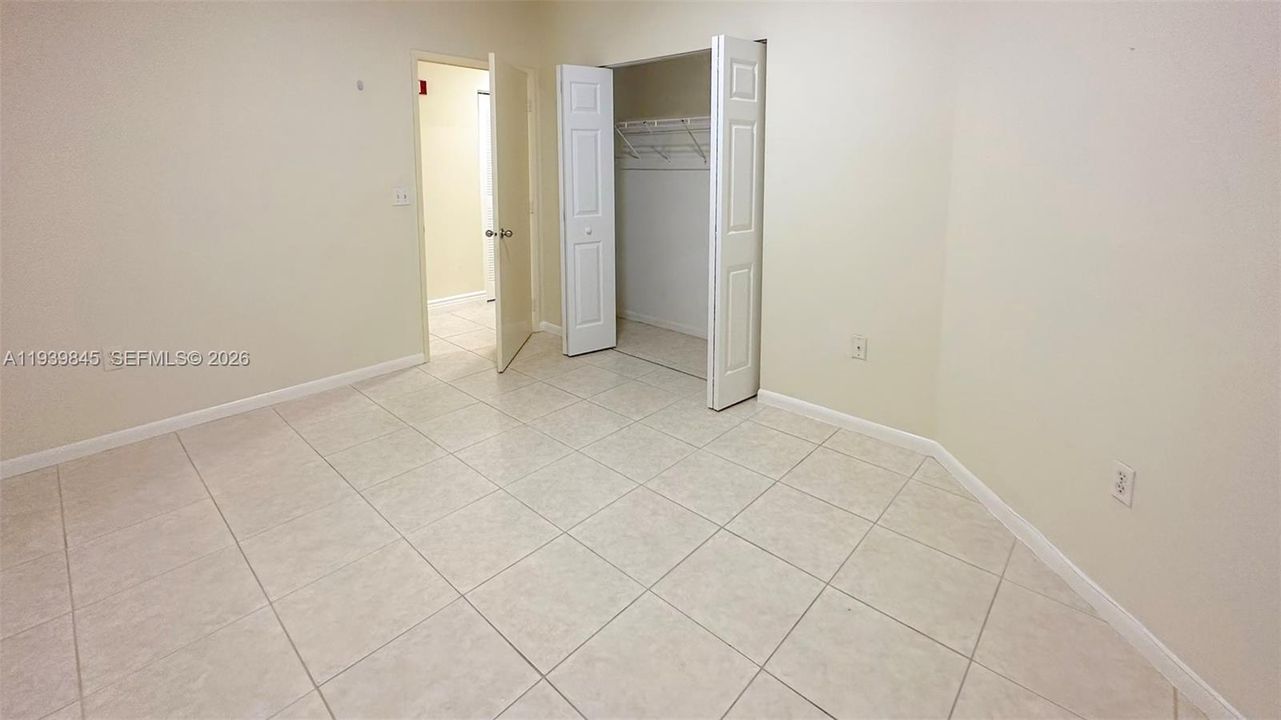 В аренду: $2,650 (3 спален, 2 ванн, 1364 Квадратных фут)