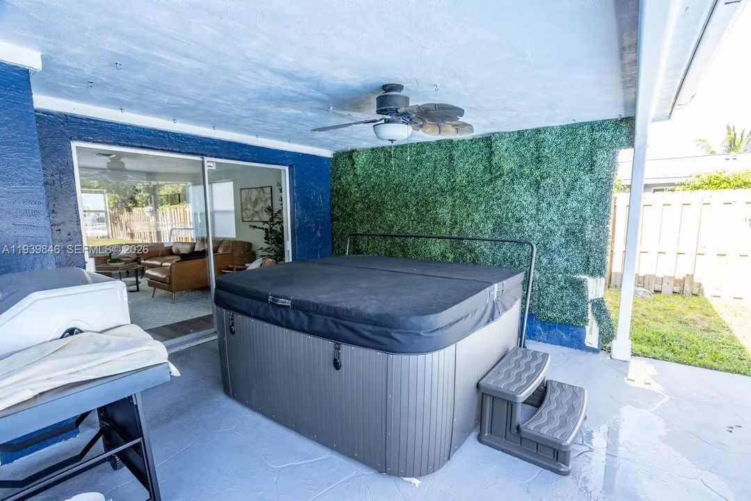 Jacuzzi