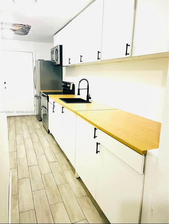En Venta: $154,999 (1 camas, 1 baños, 865 Pies cuadrados)
