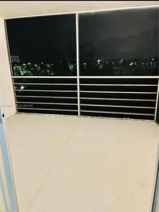 En Venta: $154,999 (1 camas, 1 baños, 865 Pies cuadrados)