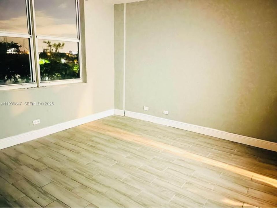 En Venta: $154,999 (1 camas, 1 baños, 865 Pies cuadrados)