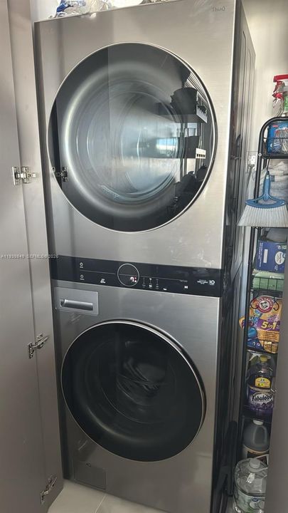 出租: $7,000 (2 贝兹, 2 浴室, 1337 平方英尺)