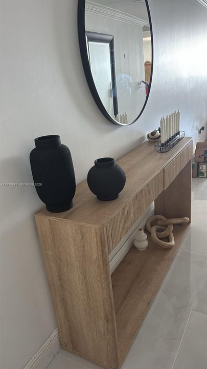 出租: $7,000 (2 贝兹, 2 浴室, 1337 平方英尺)