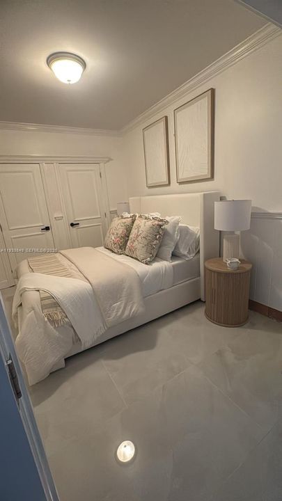 出租: $7,000 (2 贝兹, 2 浴室, 1337 平方英尺)