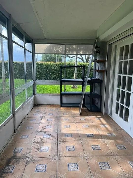 В аренду: $2,500 (2 спален, 2 ванн, 1240 Квадратных фут)