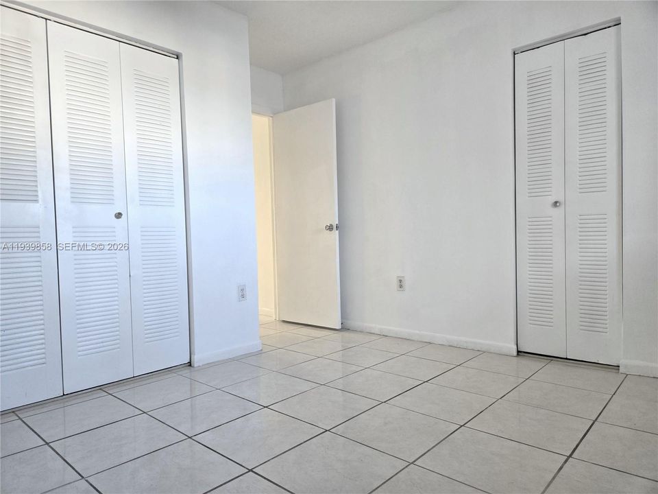 Recently Rented: $2,600 (3 beds, 2 baths, 1288 Square Feet)