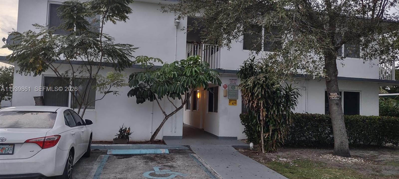 For Rent: $1,350 (1 beds, 1 baths, 500 Square Feet)