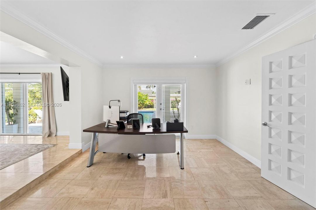 For Rent: $7,800 (3 beds, 2 baths, 2288 Square Feet)