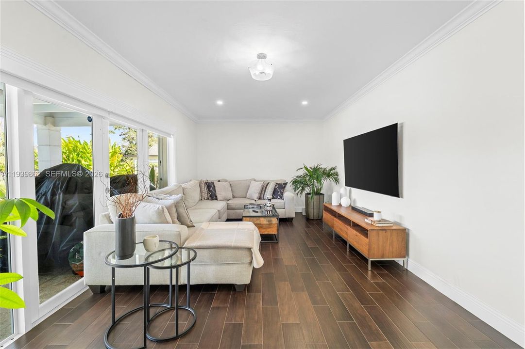 For Rent: $7,800 (3 beds, 2 baths, 2288 Square Feet)