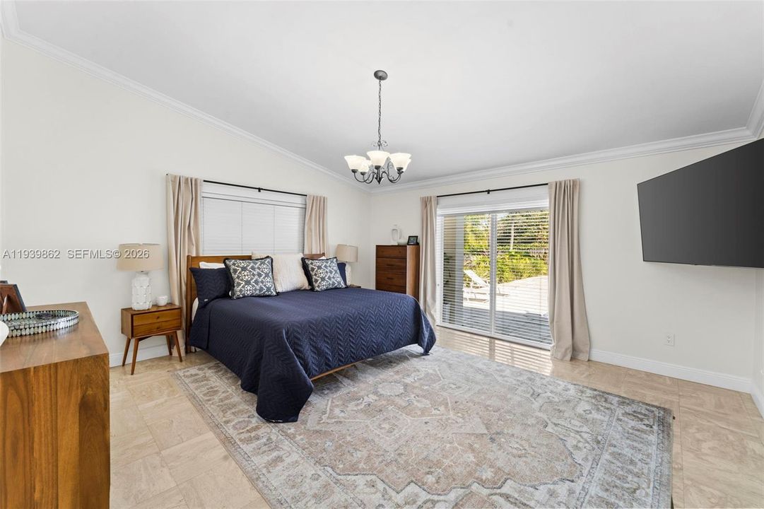 For Rent: $7,800 (3 beds, 2 baths, 2288 Square Feet)